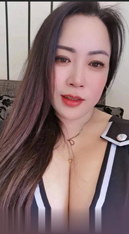 天津-河西西青E奶大胸妹-1.jpg
